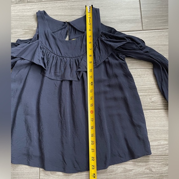 Anthropologie Maeve| Navy Cold Shoulder Ruffle Blouse with Gold Buttons••• - Picture 12 of 12